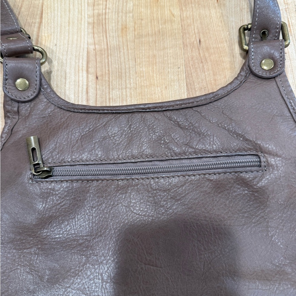 Everyday Brown Leather Crossbody Bag with Adjustable Strap - Picture 6 of 7
